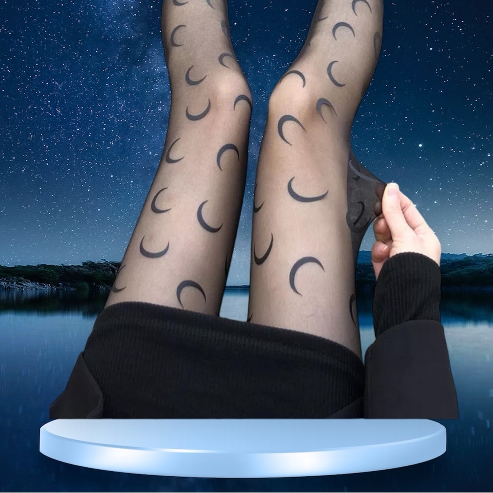 Moon pantyhose